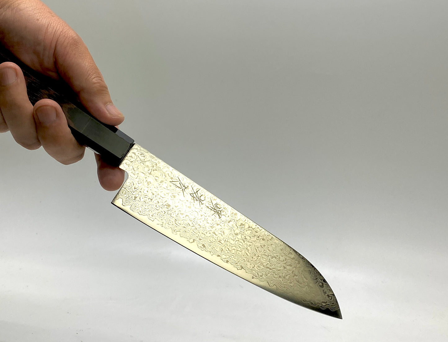 "Sakai Takayuki" Santoku ZA-18 (Ginga　銀河 Damascus steel containing cobalt) 180mm