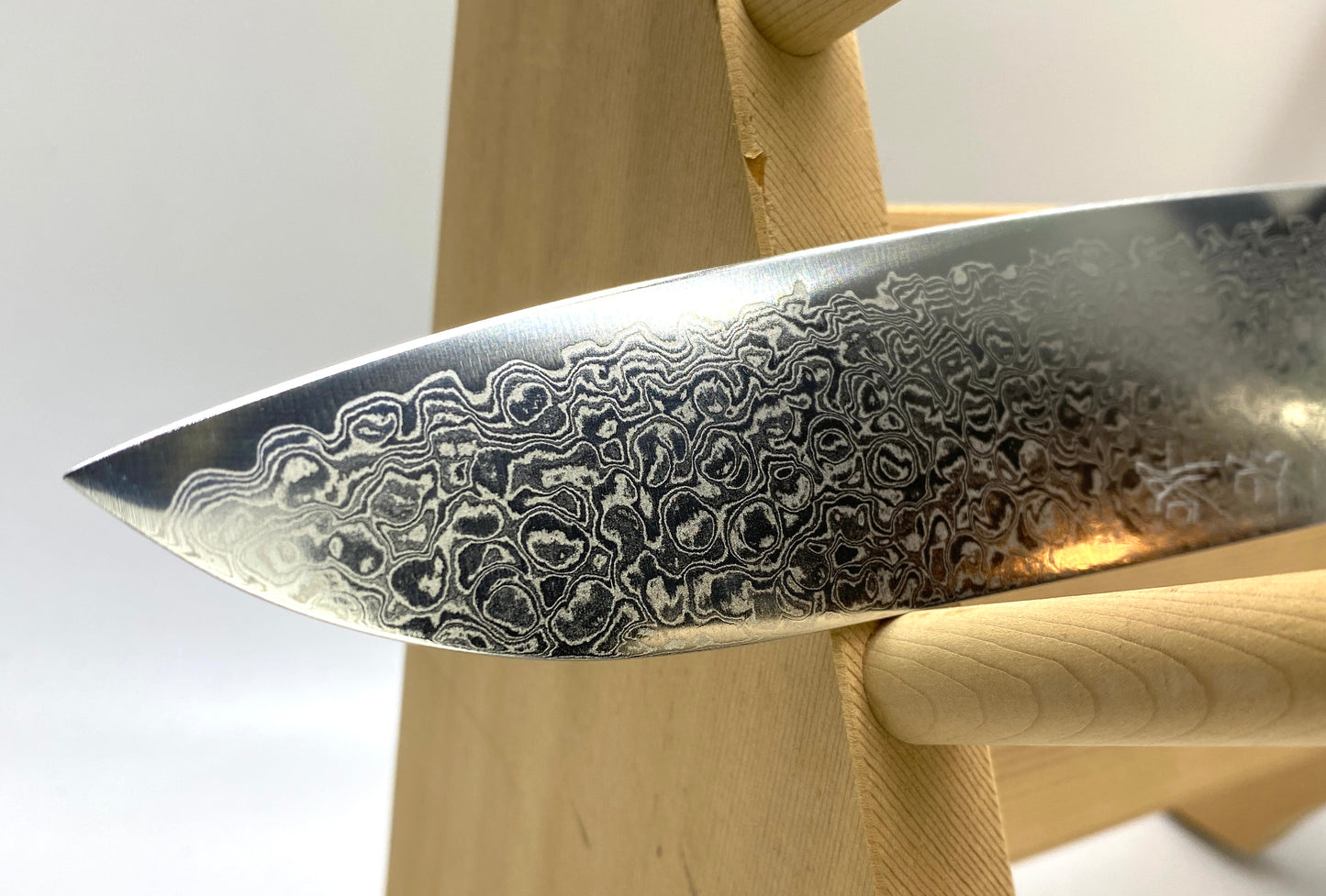 "Sakai Takayuki" Santoku ZA-18 (Ginga　銀河 Damascus steel containing cobalt) 180mm